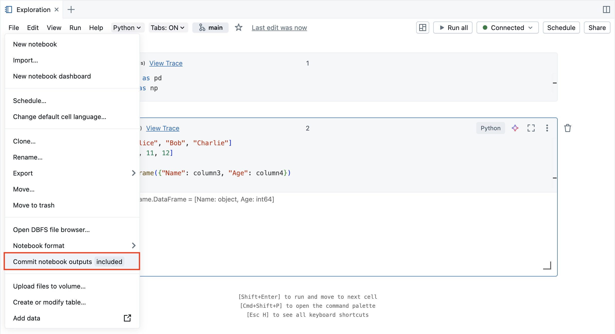 Éditeur de Notebook : Statut et contrôle des sorties de commit de Notebooks.